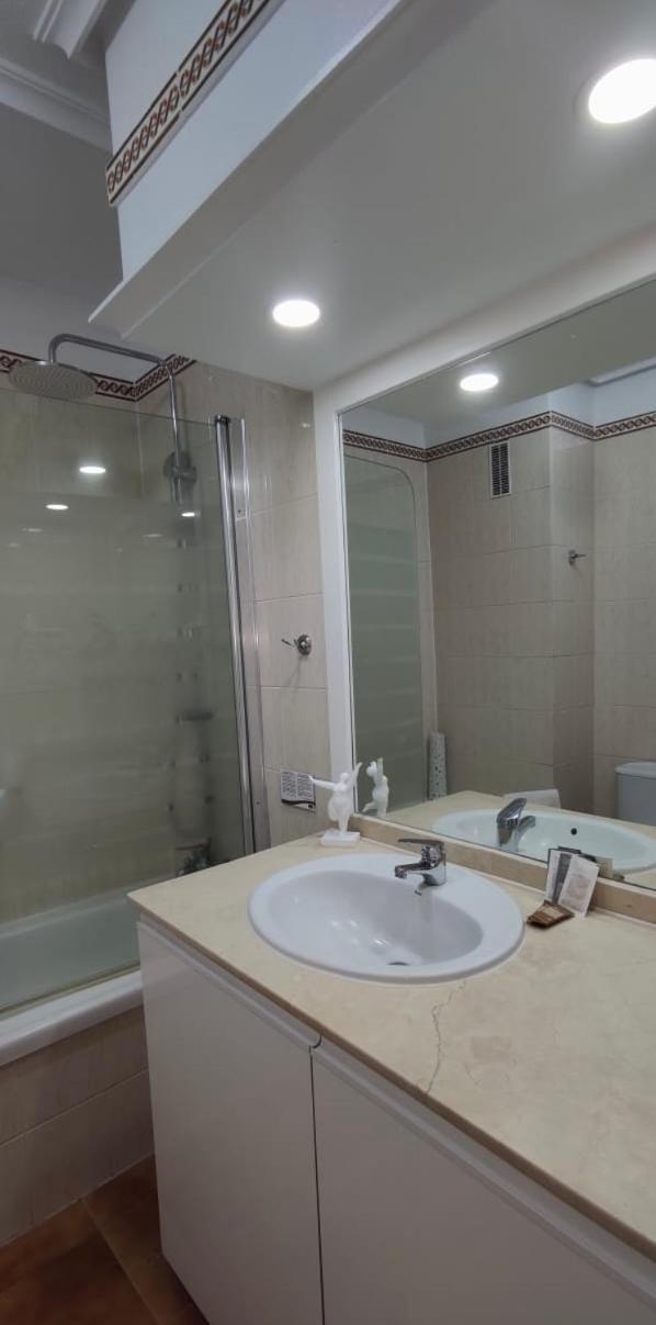 Mery's Albatros Two Bedrooms Appartement *